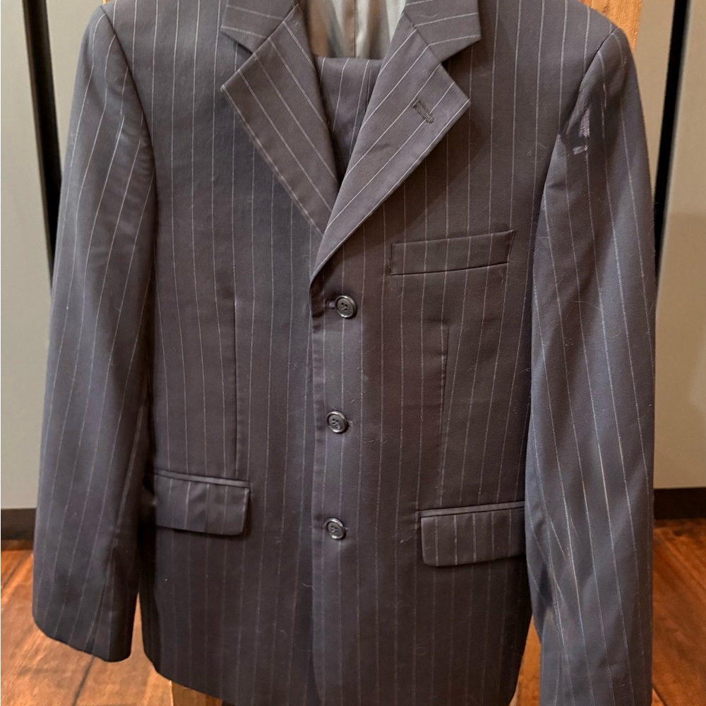 Hart Schaffner Marx Navy Pinstripe Suit, Young Men Size 14